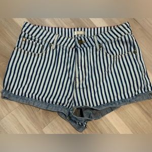 Size 28 Roxy striped denim jean shorts